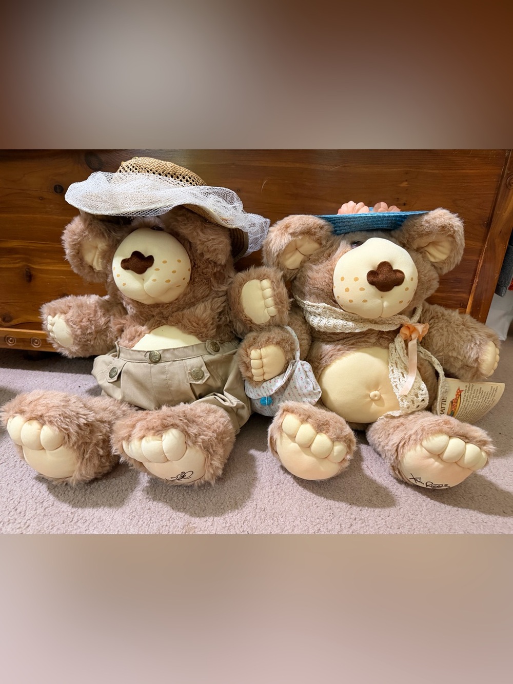 Vintage Furskins Hattie & Boone Xavier Roberts Plush Pair Signed w Booklets